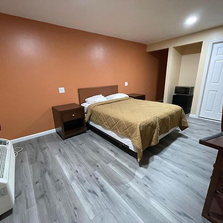 Travelers Motor Lodge North Smithfield Экстерьер фото