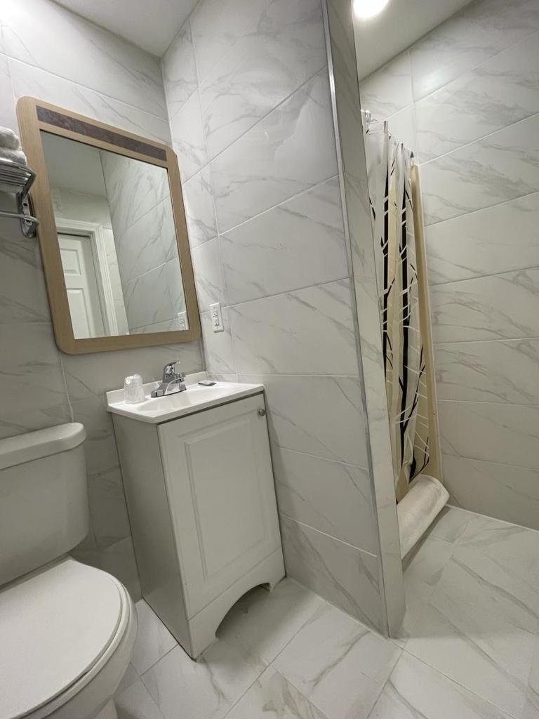 Travelers Motor Lodge North Smithfield Экстерьер фото