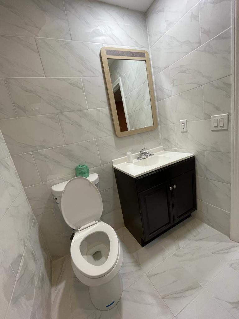 Travelers Motor Lodge North Smithfield Экстерьер фото