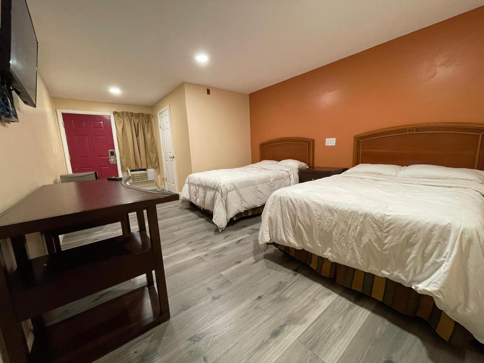 Travelers Motor Lodge North Smithfield Экстерьер фото